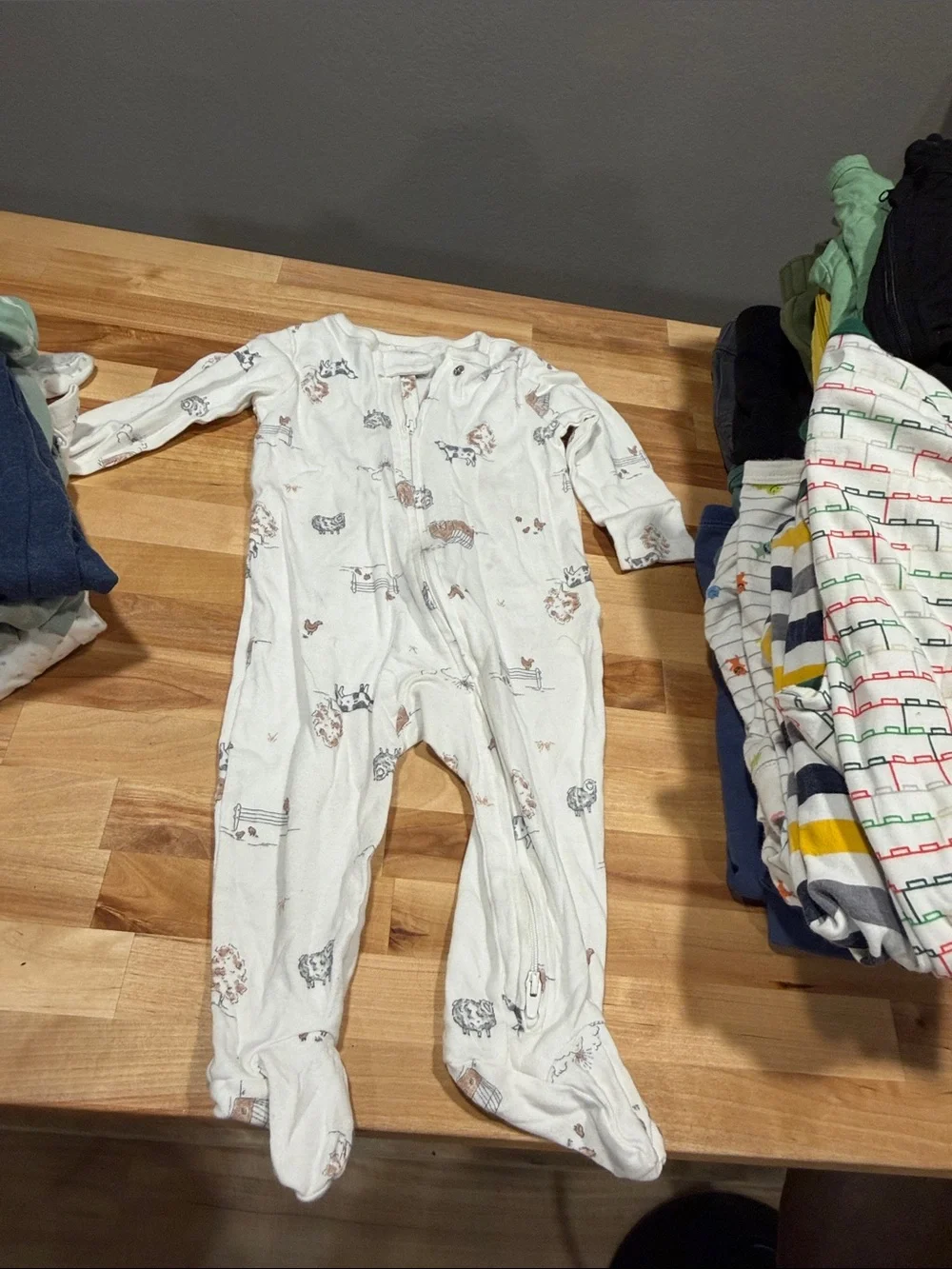 6-9 Month Baby Boy Mixed Brand Bundle 💙 61 ITEMS!!!